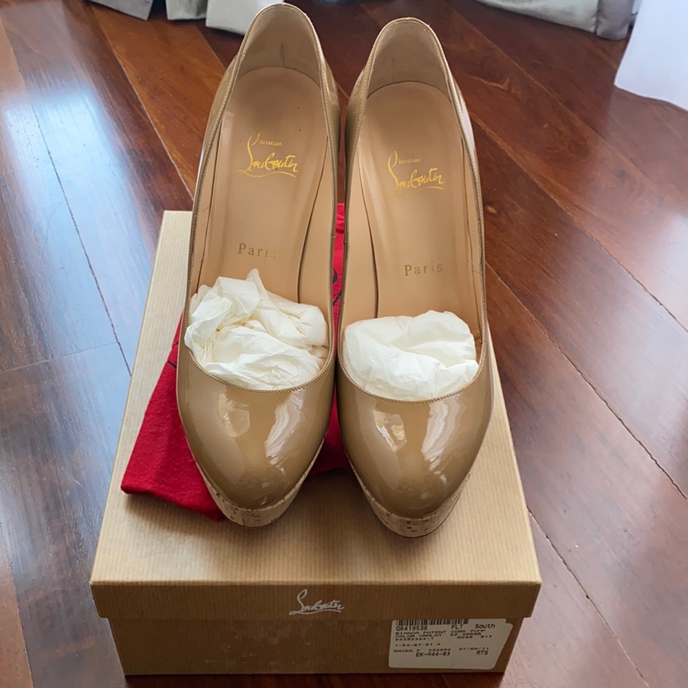 Christian louboutin nude pumps 140 bianca cork 38